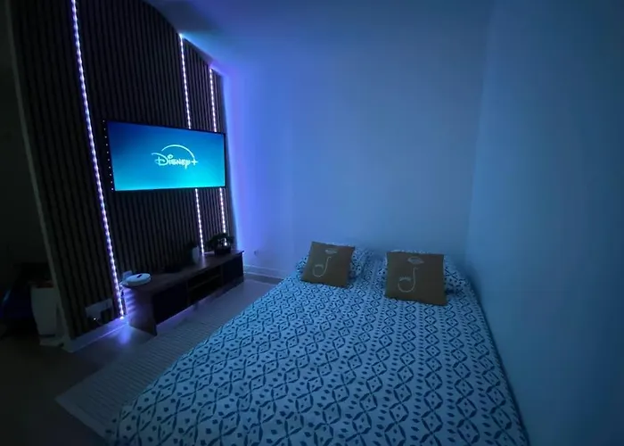 Joli Studio Lumineux Et Moderne